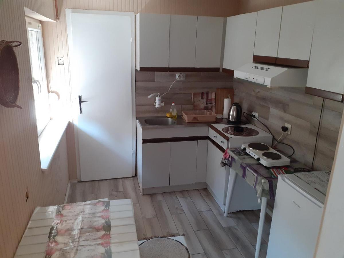 Mega Apartment Σουμπότικα Εξωτερικό φωτογραφία