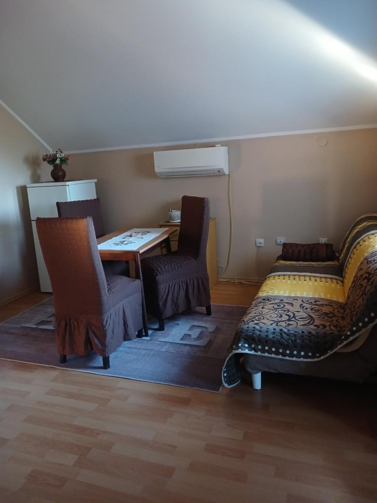 Mega Apartment Σουμπότικα Εξωτερικό φωτογραφία